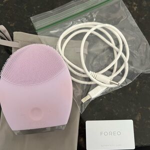 Foreo Luna 2 for Sensitive Skin